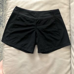 Ladies Lululemon shorts - Size 8